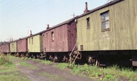 Wagon mieszkalny pracowników służby drogowej na stacji Warszawa Zachodnia, 1994....